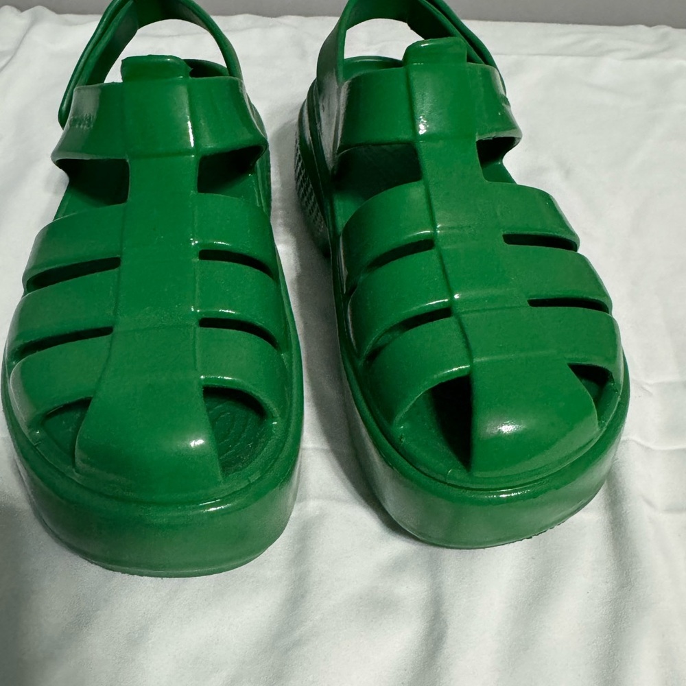 Croc Platforms